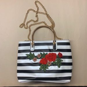 Black\White striped purse w/ roses detail